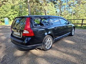 Volvo V70 D5 (5 foto / 15)
