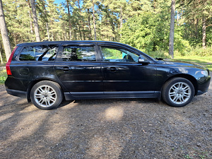 Volvo V70 D5 (7 foto / 15)