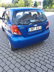 Chevrolet Aveo (8 foto / 15)