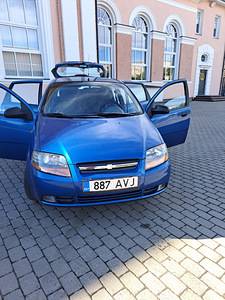 Chevrolet Aveo (15 foto / 15)