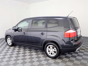 Chevrolet Orlando Comfort ATM 2.0 VCDi 120kW (4 foto / 9)