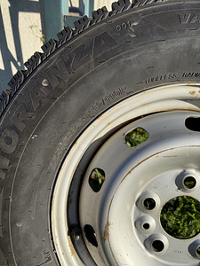 Шины Bridgestone 225/70R15C 112/110R (2 фото из 4)