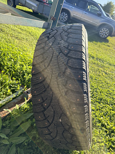 Шины Bridgestone 225/70R15C 112/110R (4 фото из 4)