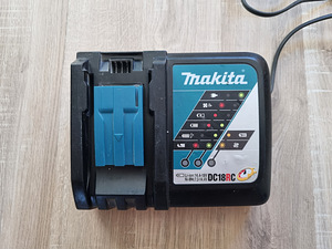 Müüa Makita kiirlaadija DC18RC, 7,2-18 V (1 foto / 2)
