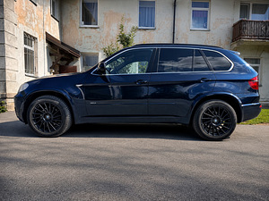 BMW x5 e70 3.0 M-pack (3 foto / 10)