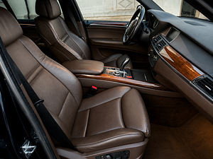 BMW x5 e70 3.0 M-pack (7 foto / 10)