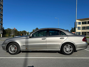 Mercedes-Benz E220 CDI 2005 Avantgarde (5 foto / 15)