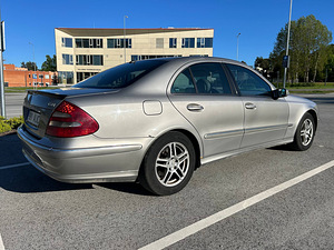 Mercedes-Benz E220 CDI 2005 Avantgarde (3 foto / 15)