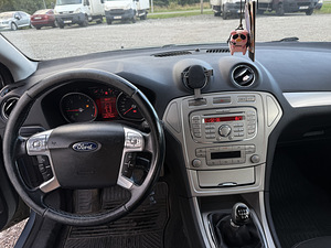 FORD MONDEO 2.0 85kw, 2010 (11 foto / 15)