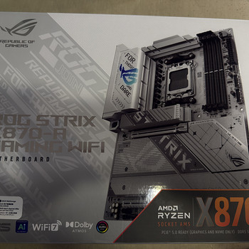 ASUS ROG STRIX X870-A GAMING WIFI AMD X870 Socket AM5 ATX