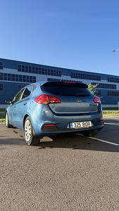 Kia ceed (2 foto / 10)