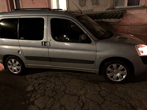 Müüa Citroën Berlingo, 2008. aasta (7 foto / 7)