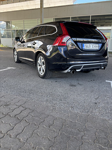 Volvo V60 (3 foto / 10)