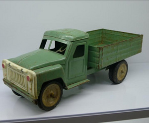 Haagis Gaz 52 jaoks LTZ Plekist mänguauto (3 foto / 10)