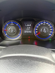 Hyundai i40 (7 фото из 11)
