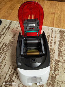 Карточный принтер Evolis Badgy 100 (как новый, напечатано всего 20 (2 фото из 3)