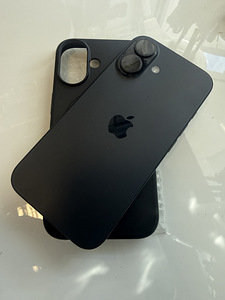 iPhone 16 256GB (1 фото из 4)