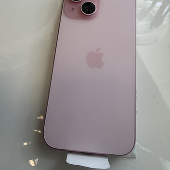 iPhone 15 128GB