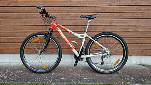 Merida Juliet 100 naiste/noorte maastikuratas – 16″ raam, 26 (1 foto / 10)