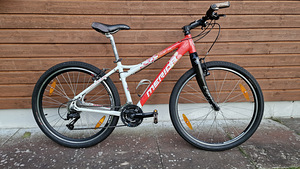 Merida Juliet 100 naiste/noorte maastikuratas – 16″ raam, 26 (9 foto / 10)