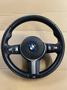 Руль BMW F30 M-пакет с подушкой безопасности (1 фото из 3)