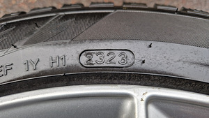 R18 Hankook 245/45/18 - 9 мм - 100% шипы - DOT23 (3 фото из 3)