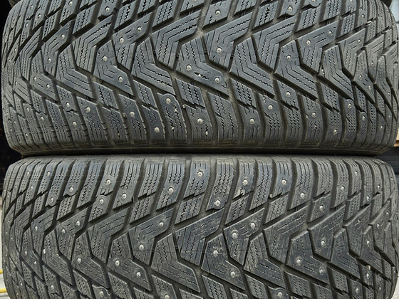 R18 Hankook 245/45/18 - 8.5 мм - 100% шипы - DOT23