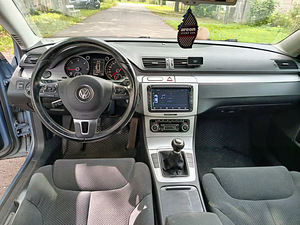 Volkswagen passat 2.0 125 2009 (4 foto / 7)