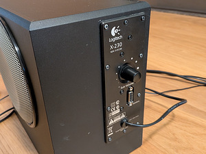 Компьютерные колонки Logitech x230 (3 фото из 3)