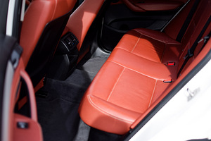 BMW X3 F25 nelikveoline linnamaastur (11 foto / 13)