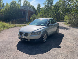 Volvo C30 1.6D 2009 г. (4 фото из 12)