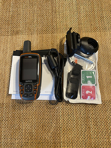 Käsi-GPS Garmin 64s (1 foto / 7)