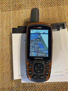 Käsi-GPS Garmin 64s (2 foto / 7)