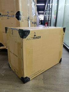 Antminer L9 (2 foto / 2)