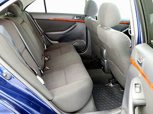 Toyota Avensis Linea Sol 2.0 108kW (7 foto / 8)