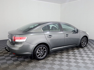 Toyota Avensis Linea Sol 1.8 108kW (3 фото из 8)