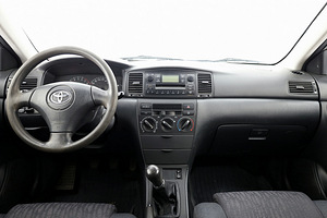 Toyota Corolla Linea Sol A-C 1.4 71kW (5 foto / 8)