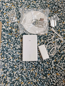 5G внешний роутер ZTE MC889 + Wi‑Fi 6 роутер ZTE T3000 (5 фото из 7)