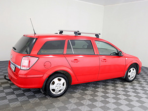 Opel Astra Facelift 1.6 85kW (3 foto / 7)