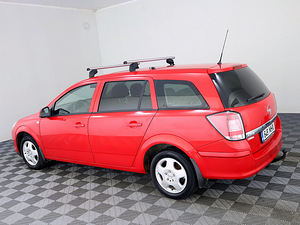 Opel Astra Facelift 1.6 85kW (4 foto / 7)