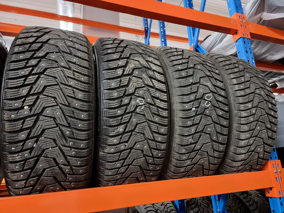 Hankook naastrehvid 205/55R16