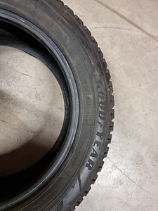 Hankook naastrehvid 205/55R16 (5 foto / 6)