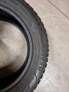 Hankook naastrehvid 205/55R16 (6 foto / 6)