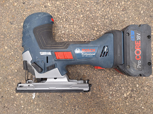 Bosch akutikksaag (1 foto / 2)