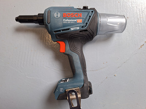 Bosch akuneedipüstol (1 foto / 2)