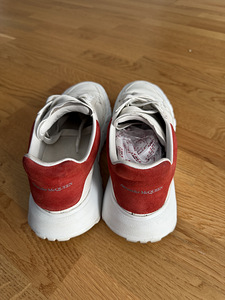ALEXANDER MCQUEEN tossud, originaal (2 foto / 3)