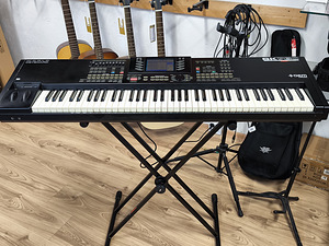 Süntesaator / arranger Gem SK760 komplekt (1 foto / 4)