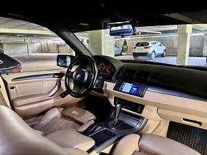 О/В BMW X5 Facelift, 4.4i v8 в пакете IS, 2004 г., пробег 200 тыс. и (5 фото из 7)