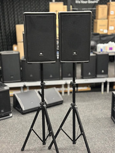 JBL IRX 112 BT aktiivkõlari PA komplekt (1 foto / 3)
