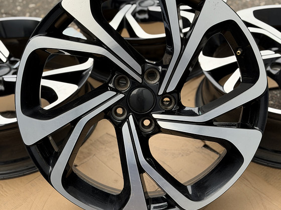 20" Renault originaalveljed 5x114,3 + andurid